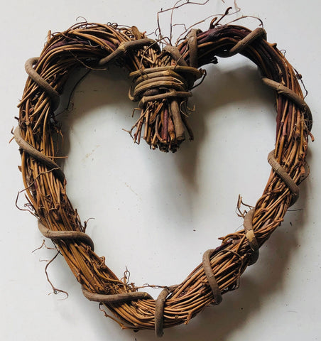 Vine Heart Wreath 6"