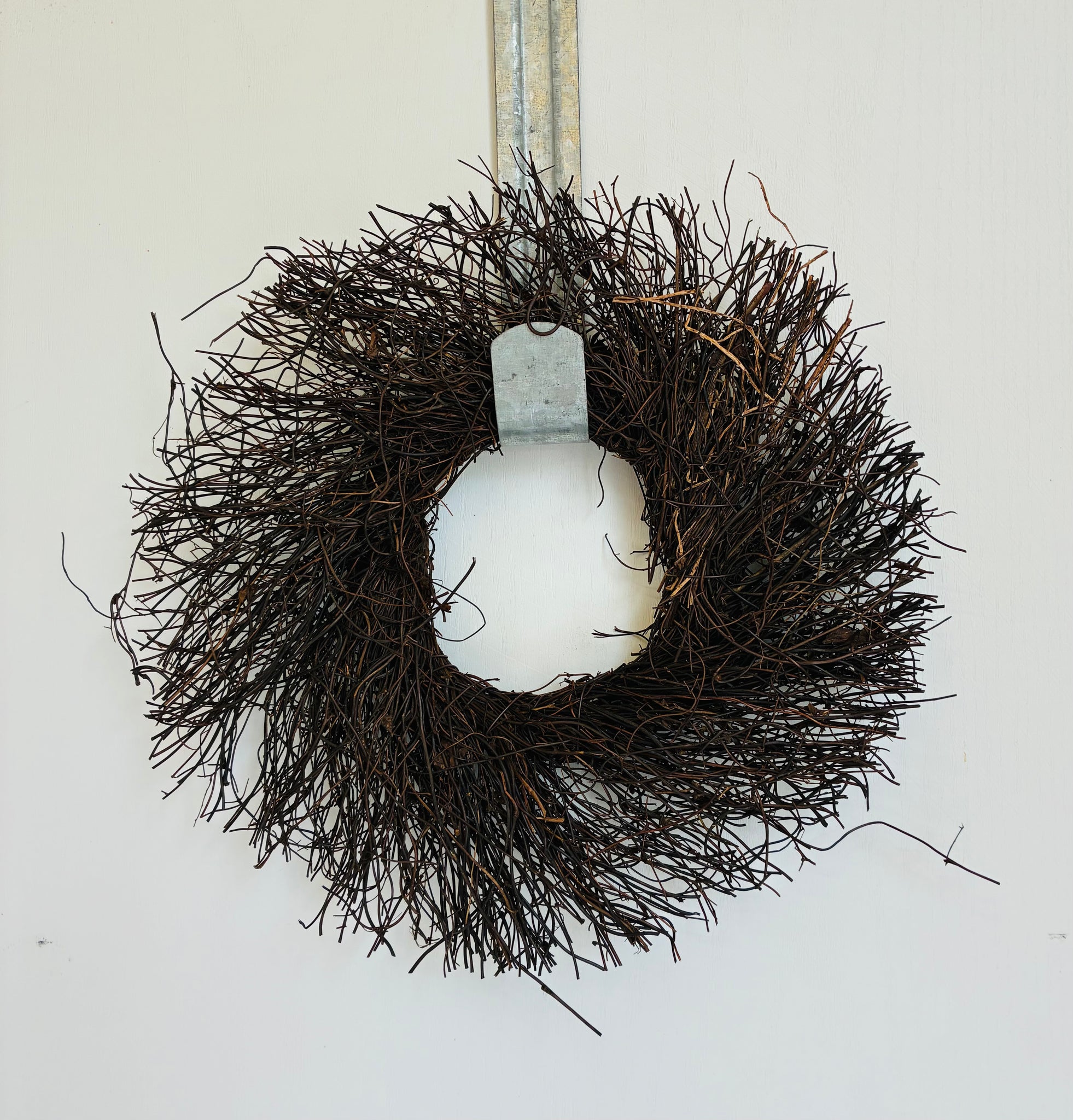 Rattan Vine Sunburst Wreath 13"