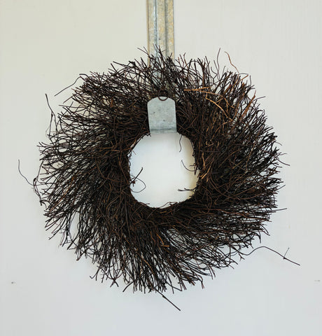 Rattan Vine Sunburst Wreath 13"