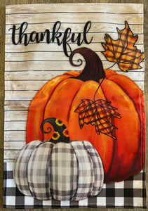 Thankful Garden Flag w/Pumpkins 12" x 18"