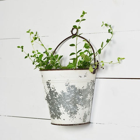 Garden Pocket White and galvanized distressed