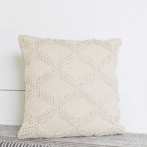 Pillow 18" diamond pattern