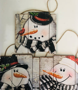 Hanging Snowman Wood Sign 6.5"
