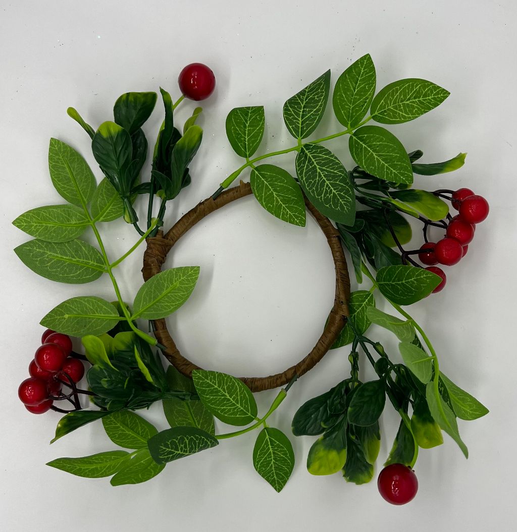 Holiday Berry & Leaf Candle Ring