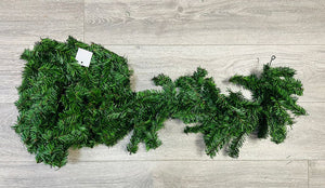 Canadian Pine Garland 9 Feet